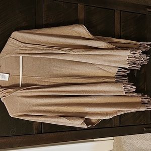 Minnie Rose hooded Fringe wrap